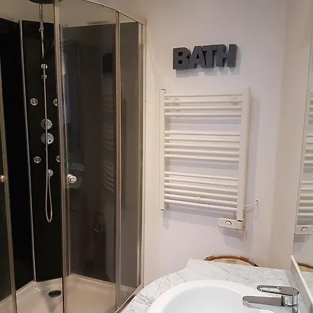 Apartman Studio Etoile Tout Confort, Rdc, 2min Centre Ville Et Thermes *
